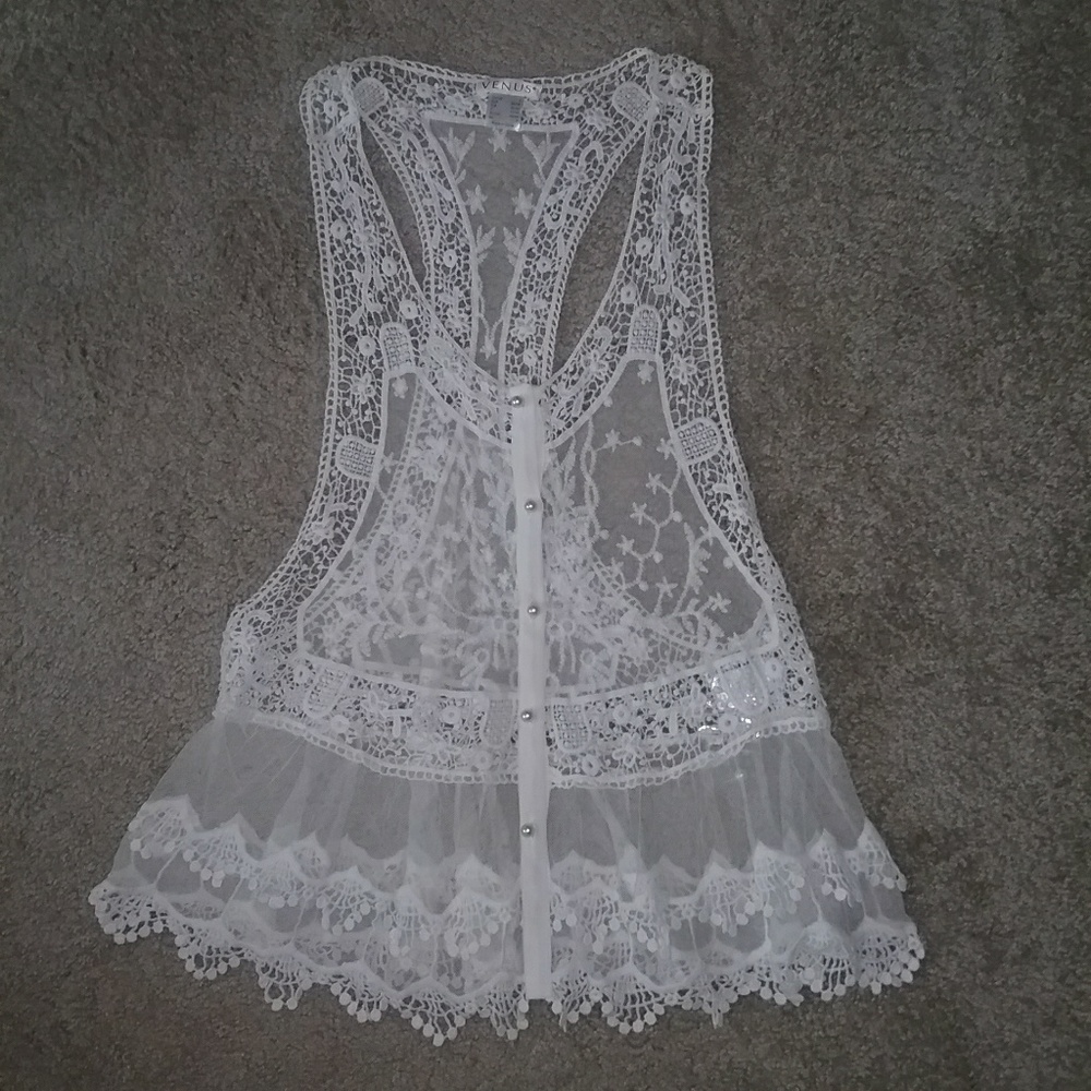 VENUS Lace Top - White (NWT)
